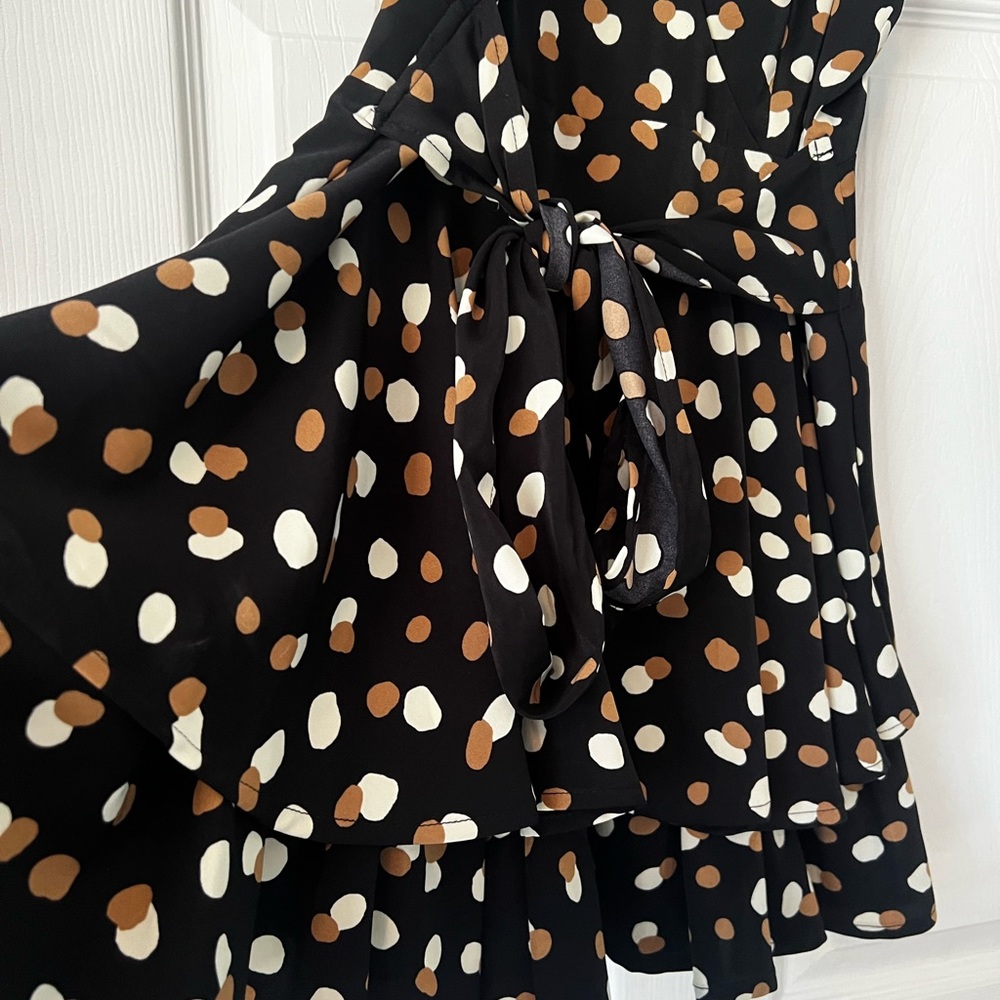 Romper - Picture 3 of 8